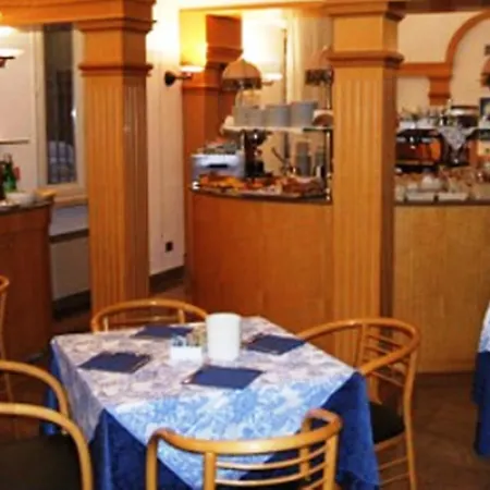 Hotel Garden 4*